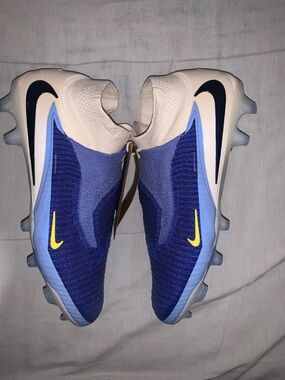 Nike Phantom 6 High Elite FG Fear Nothing Pack Size: 10.5
